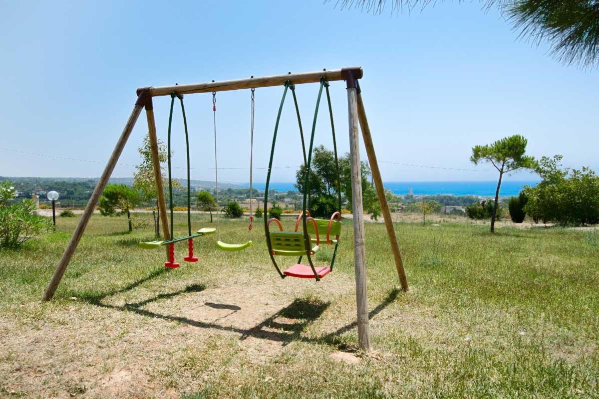Tenuta Li Fani Residence Hotel Marina Di Pescoluse Exterior photo