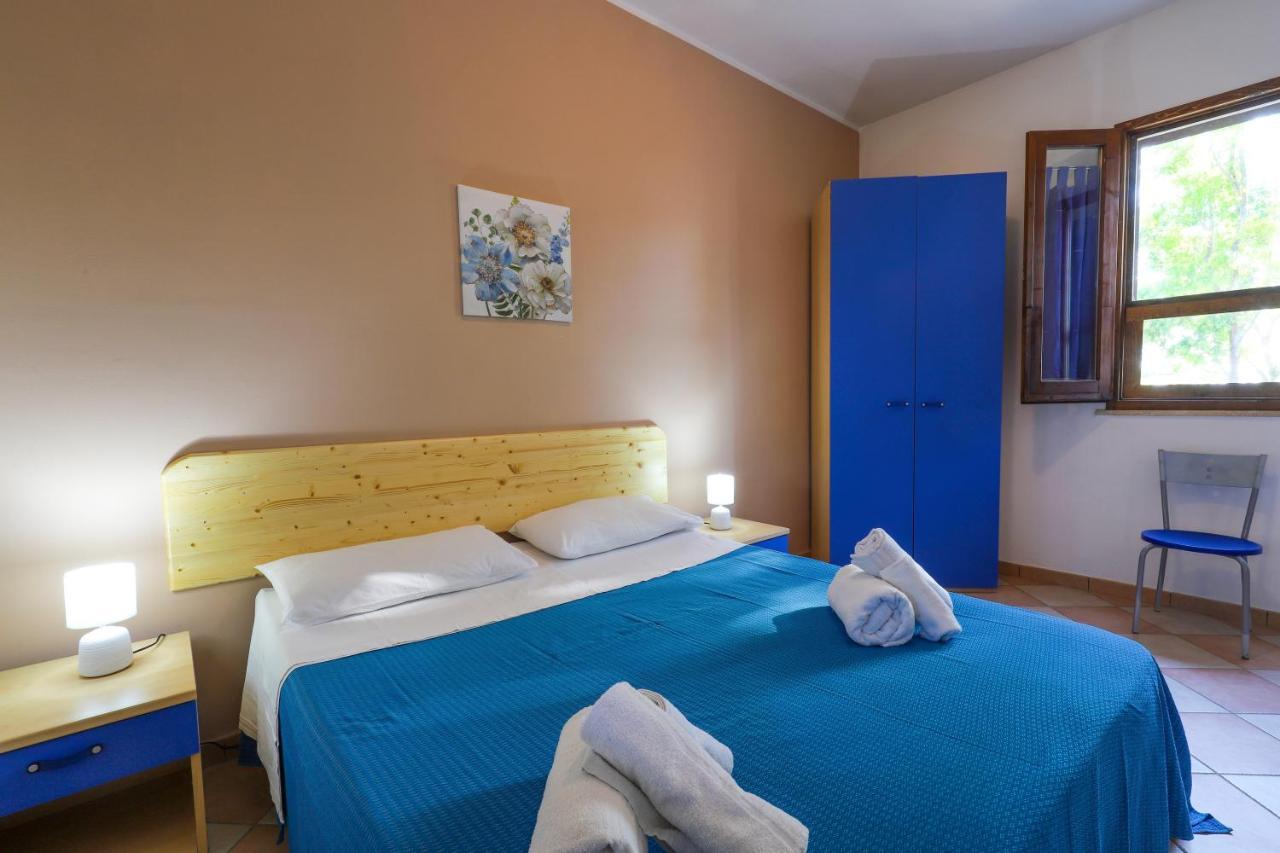 Tenuta Li Fani Residence Hotel Marina Di Pescoluse Exterior photo